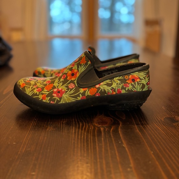 Bogs Patch Slip Clog - Vine - Picture 6 of 6